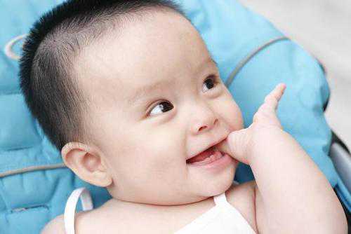 深圳借卵生殖中心_马来西亚试管婴儿如何克服对针头的恐惧